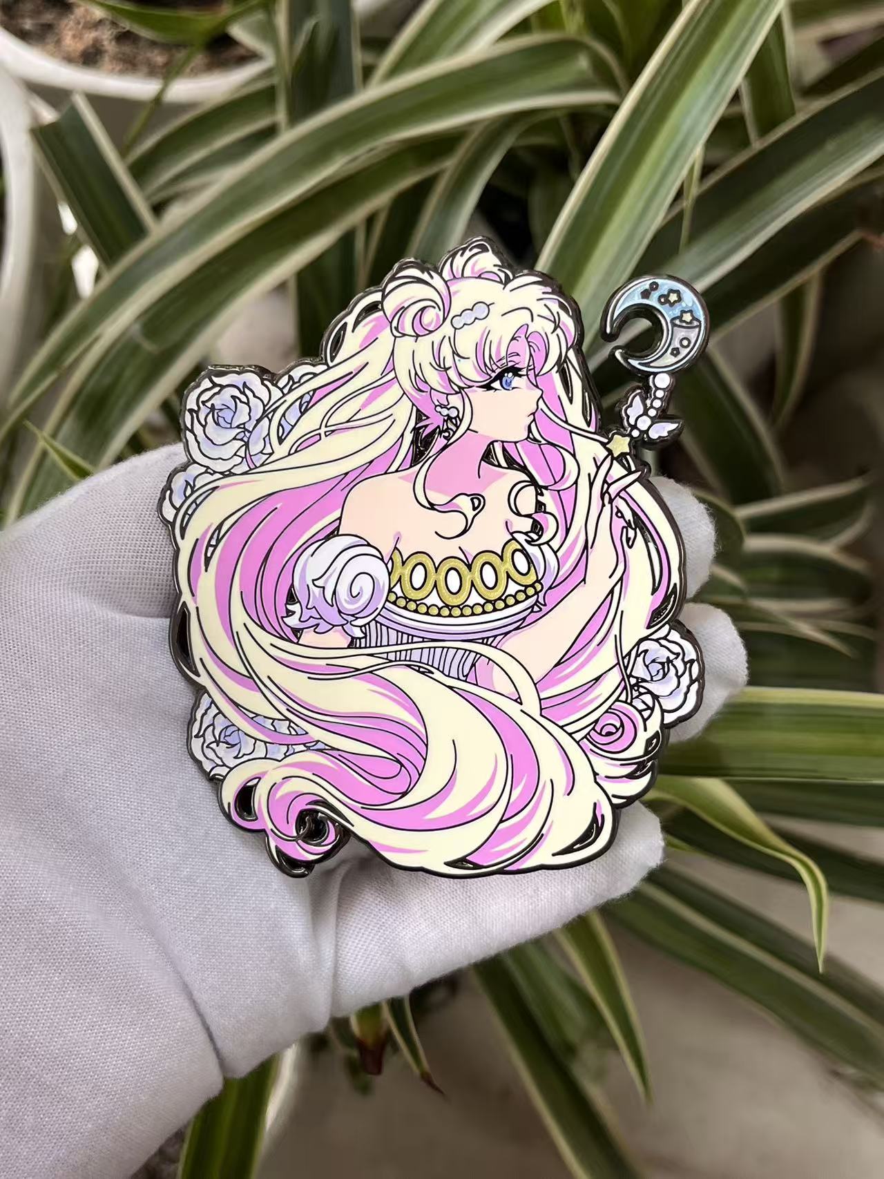 [LIMITED EDITION] Sailor Moon Serenity Enamel Pin